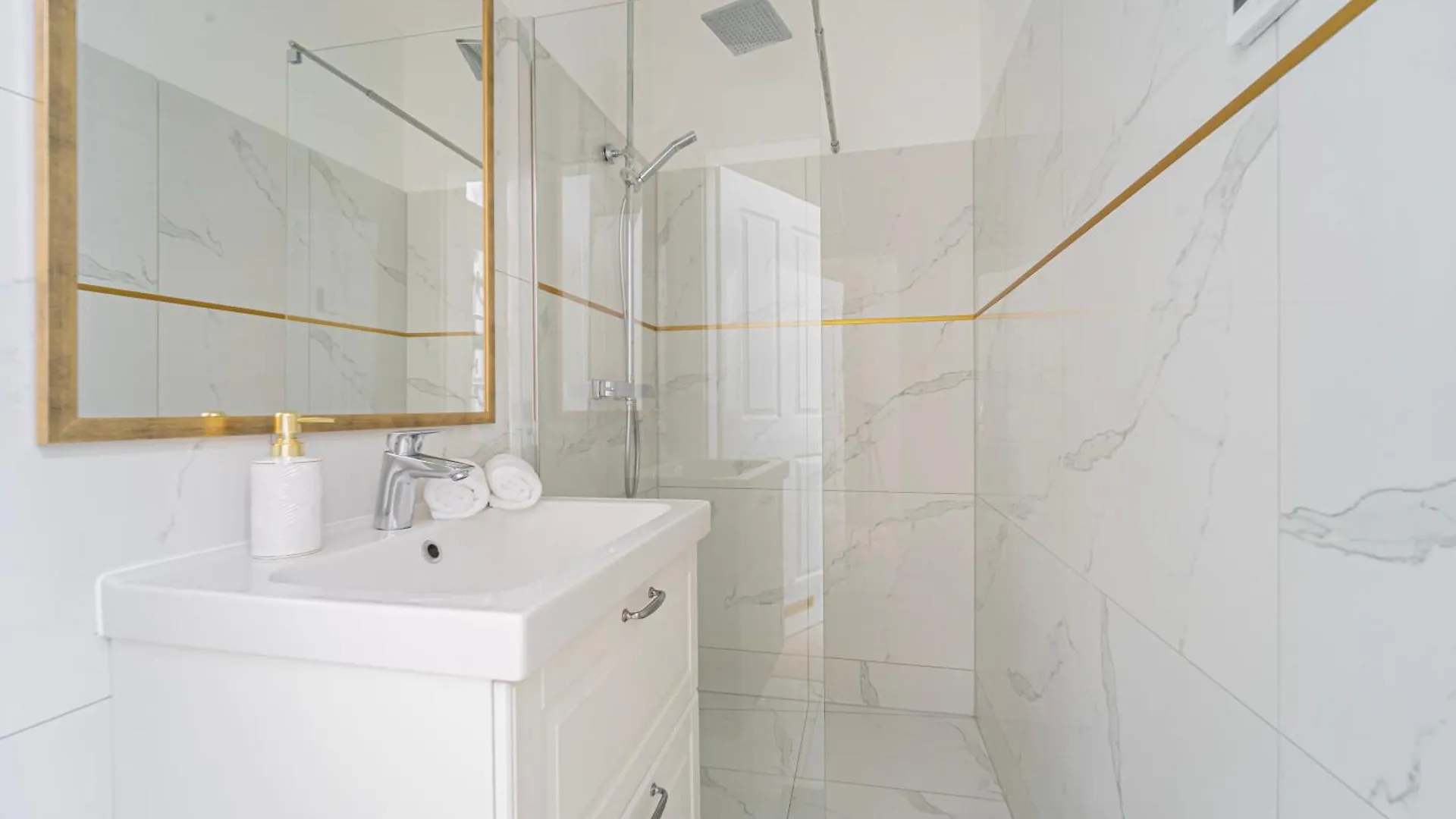 Apartment Luxury Residence By Castle District, Free Parking Budapest